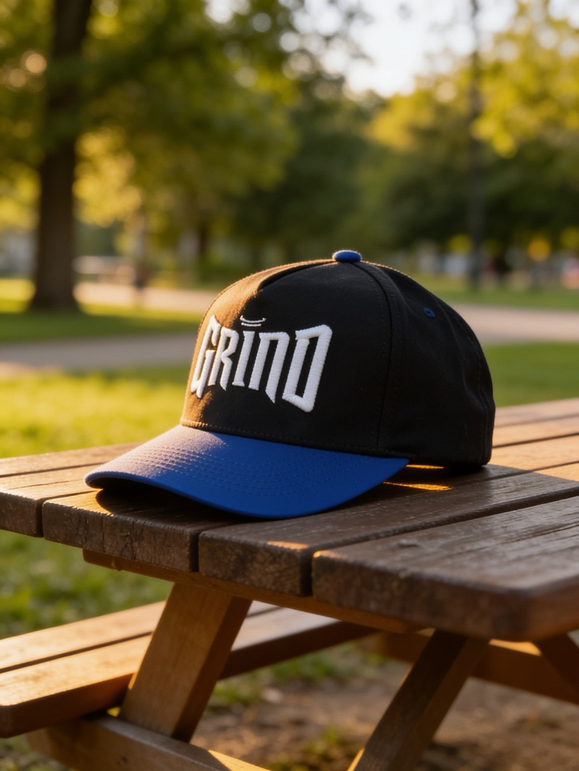 GRIND Black/Royal Blue