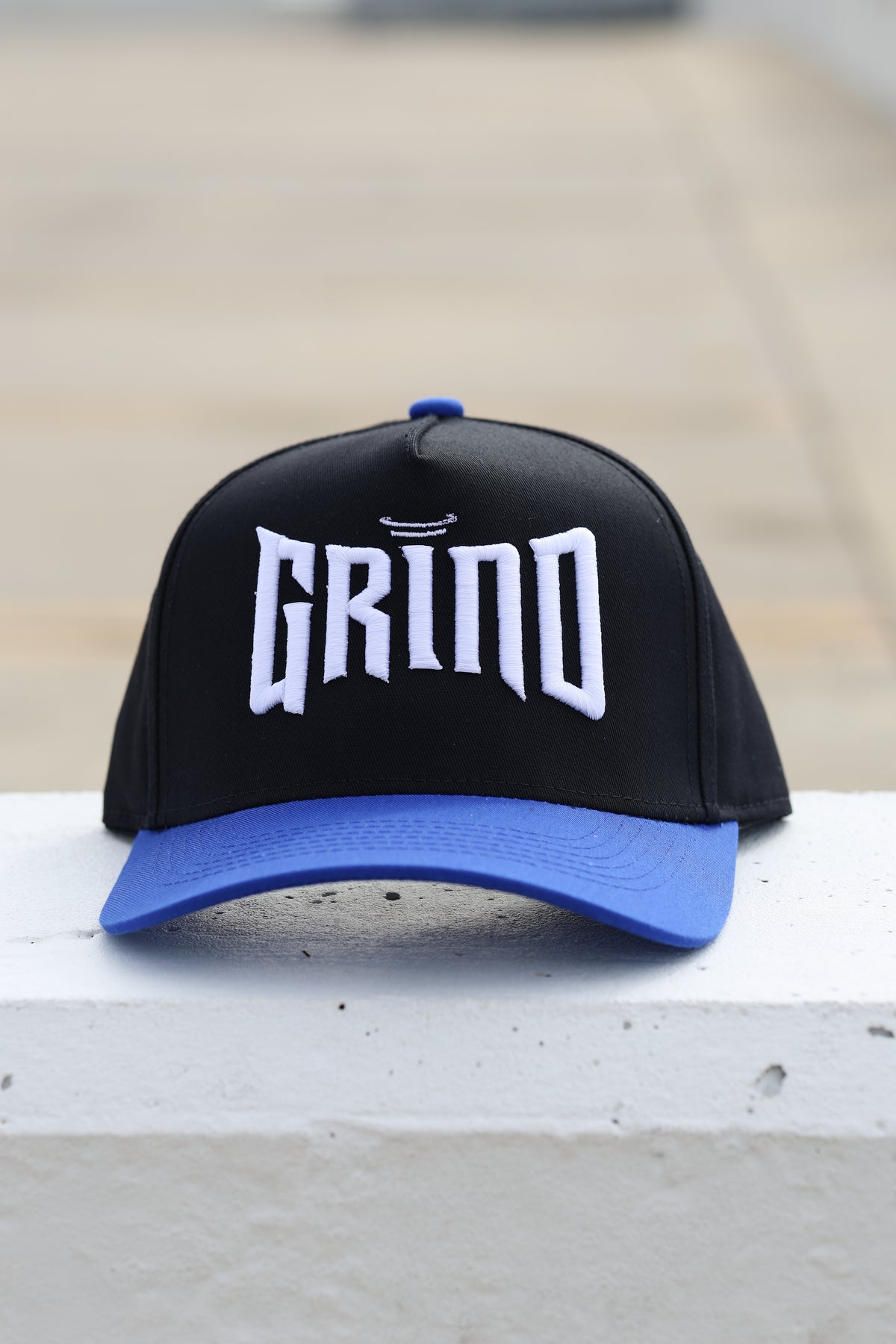 GRIND Black/Royal Blue