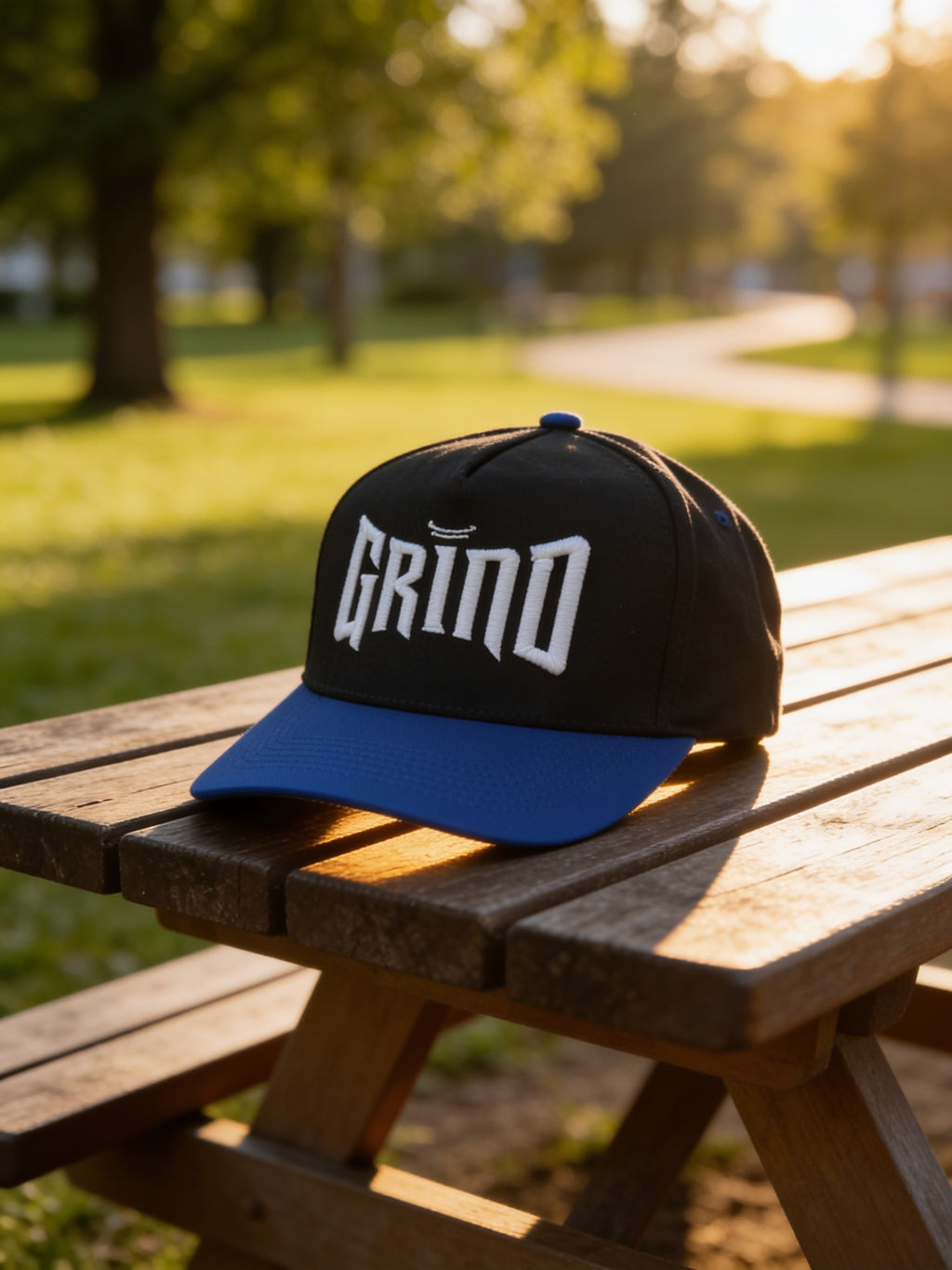 GRIND Black/Royal Blue