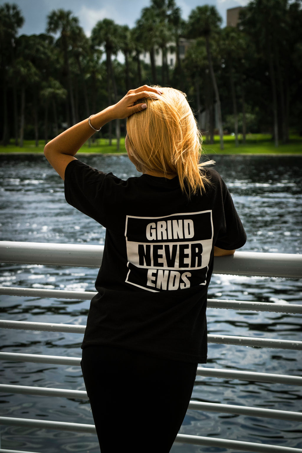GNE Box Logo T-Shirt Black